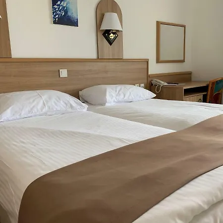 Paradiso 3*